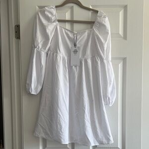 Elegant White Puff Sleeve Dress